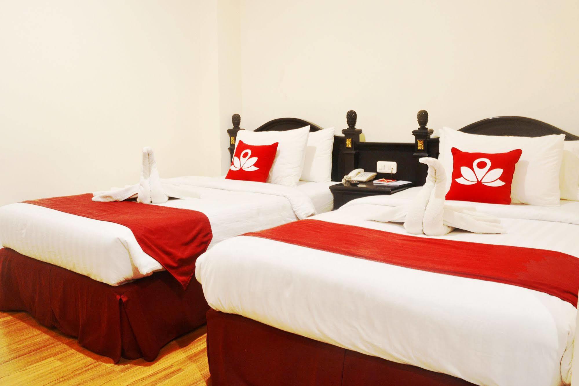 Zen Rooms Sultan Iskandar Muda Surabaya Dış mekan fotoğraf