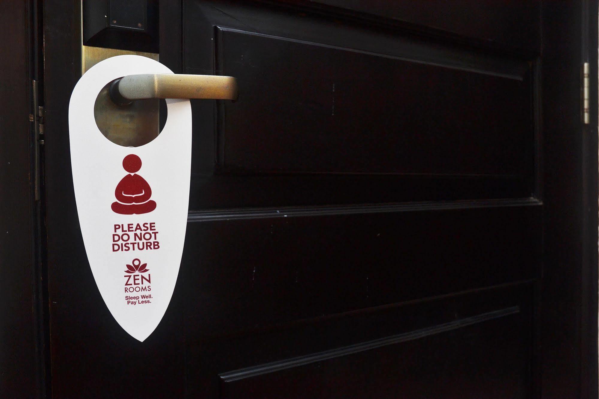 Zen Rooms Sultan Iskandar Muda Surabaya Dış mekan fotoğraf